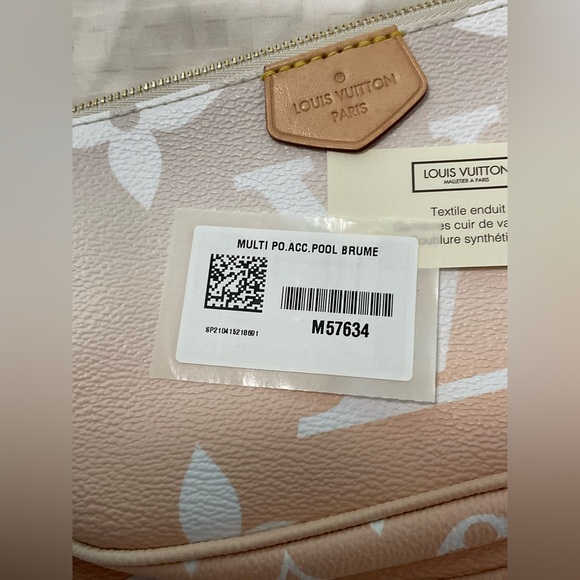 Louis Vuitton Monogram Giant By The Pool Multi-Pochette Accessoires handbag - Picture 8 of 15